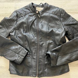 Women's XHILARATION Black Faux Leather Cropped Jacket Size Small Versatile Style